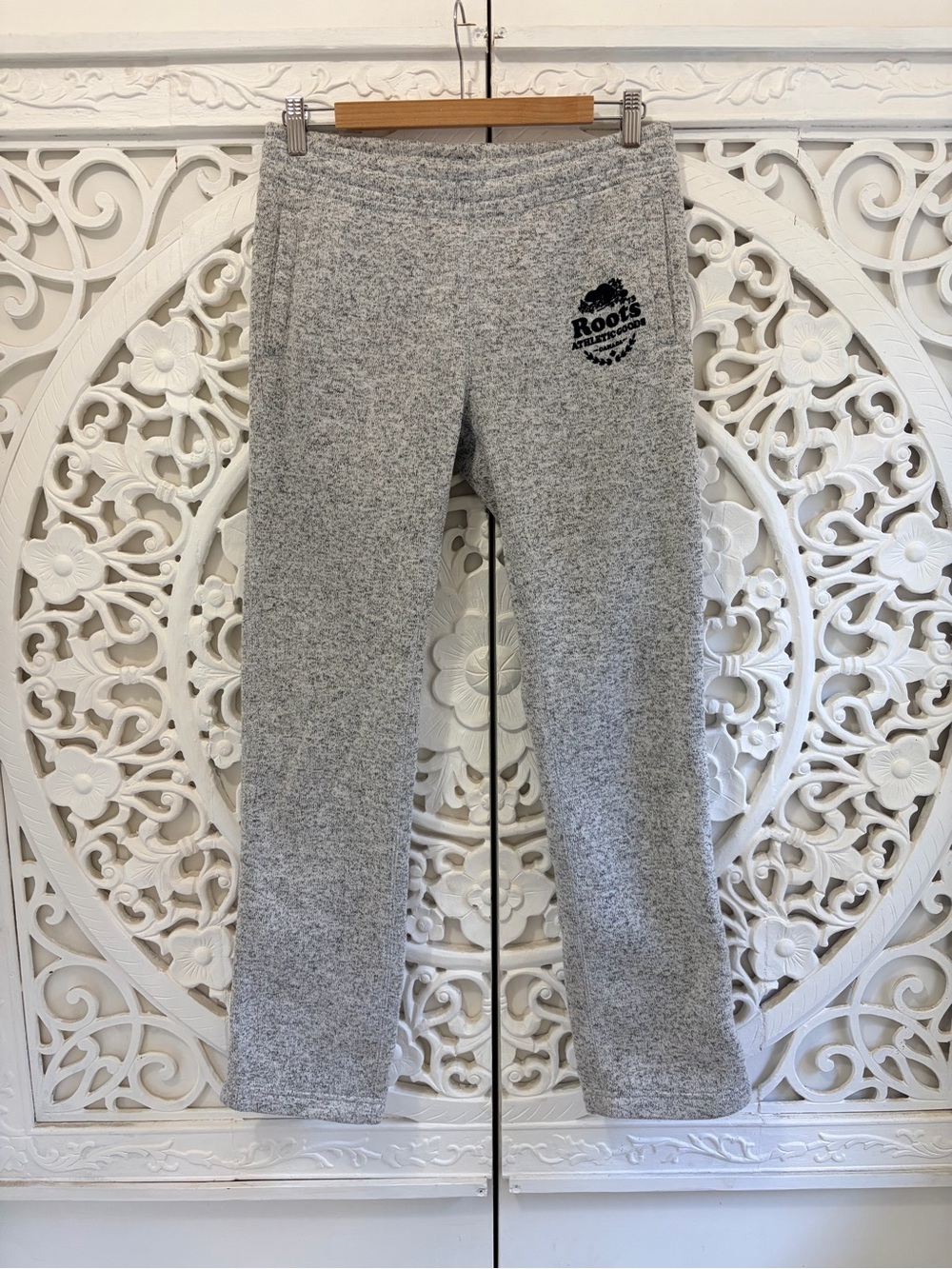 Roots Athletic Goods Grey Heather Sweatpants Size Small